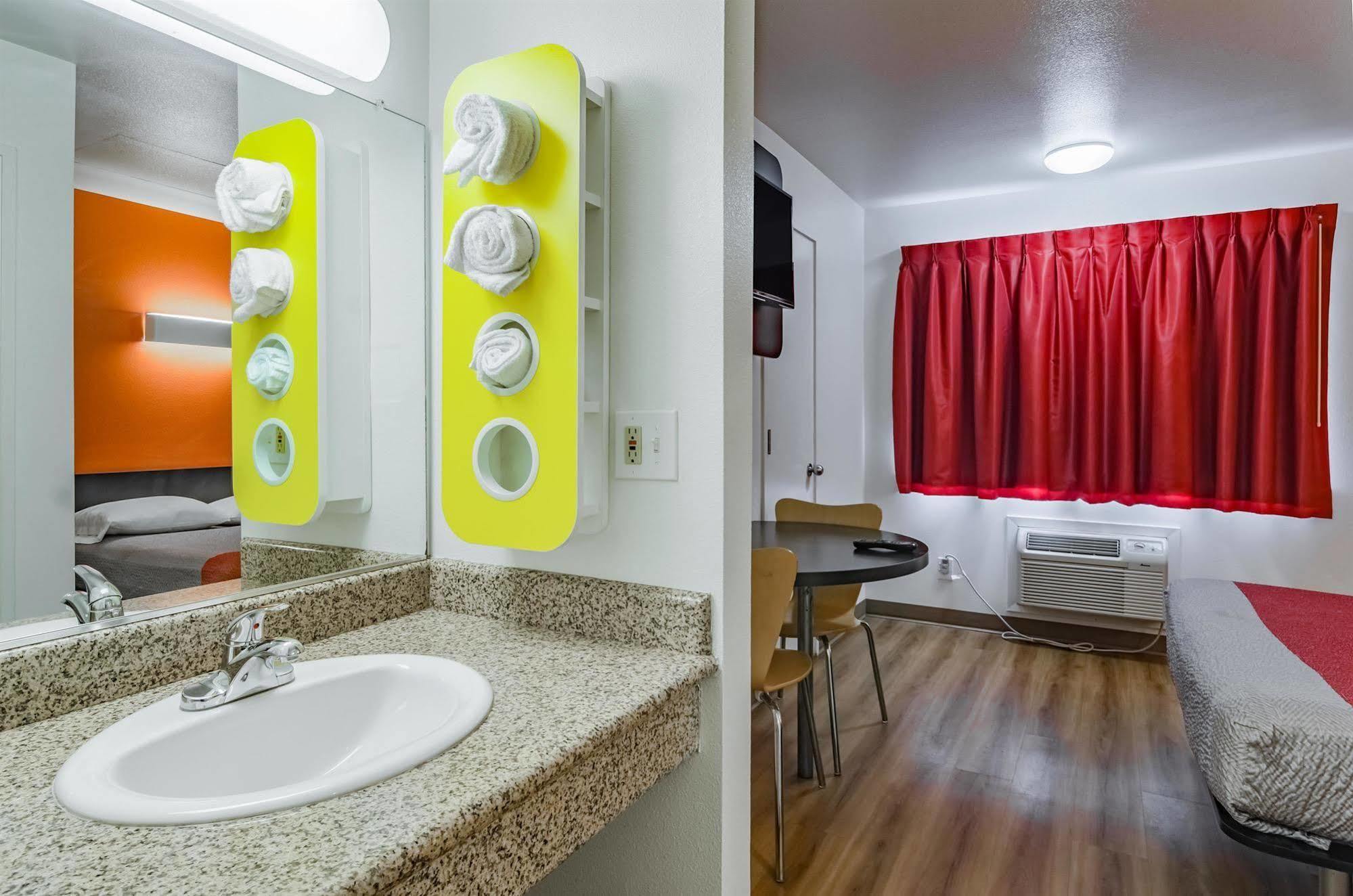Motel 6-Portland, Or - Gresham Ngoại thất bức ảnh
