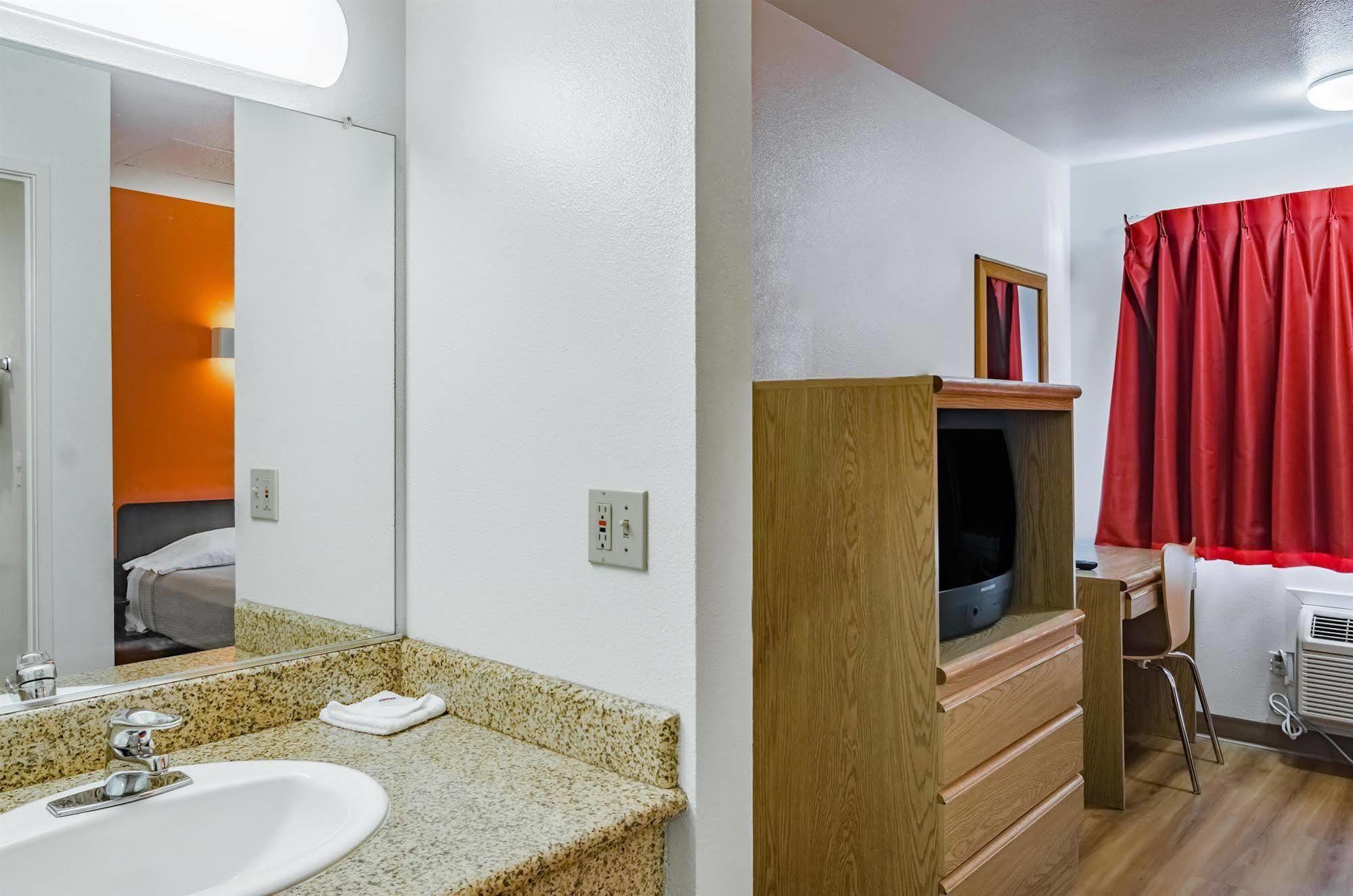 Motel 6-Portland, Or - Gresham Ngoại thất bức ảnh